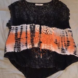 Beautiful MINKPINK crochet top with tie dye detail